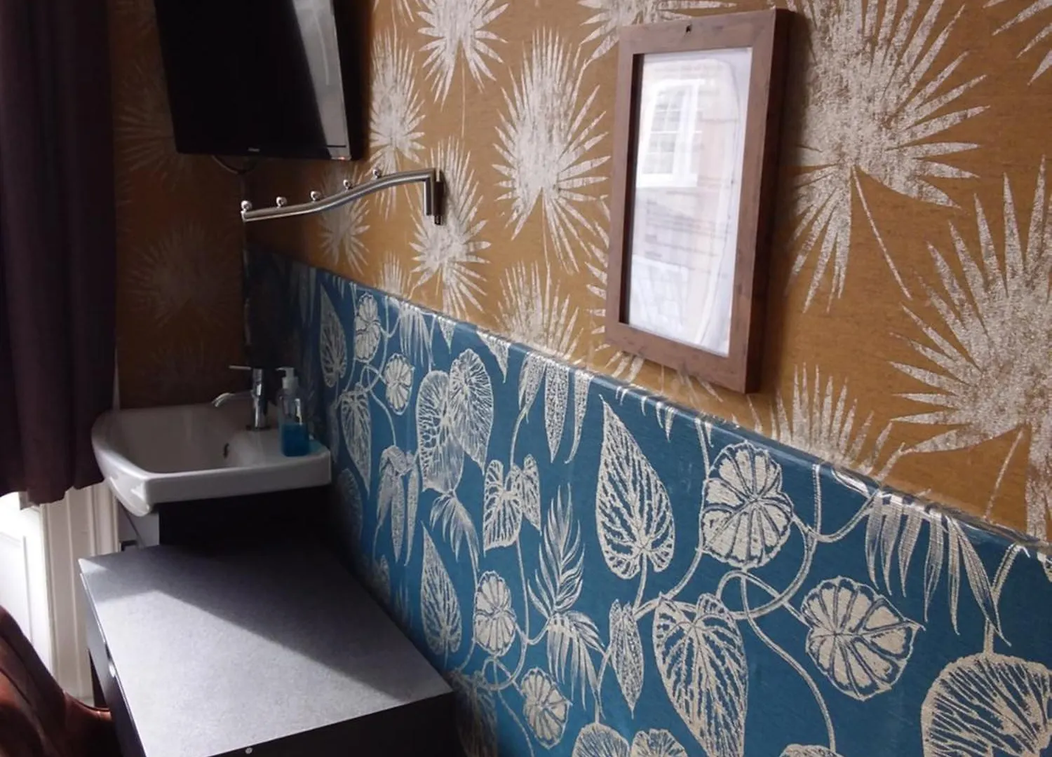 Ivy- Braveheart Guest House Edimburgo
