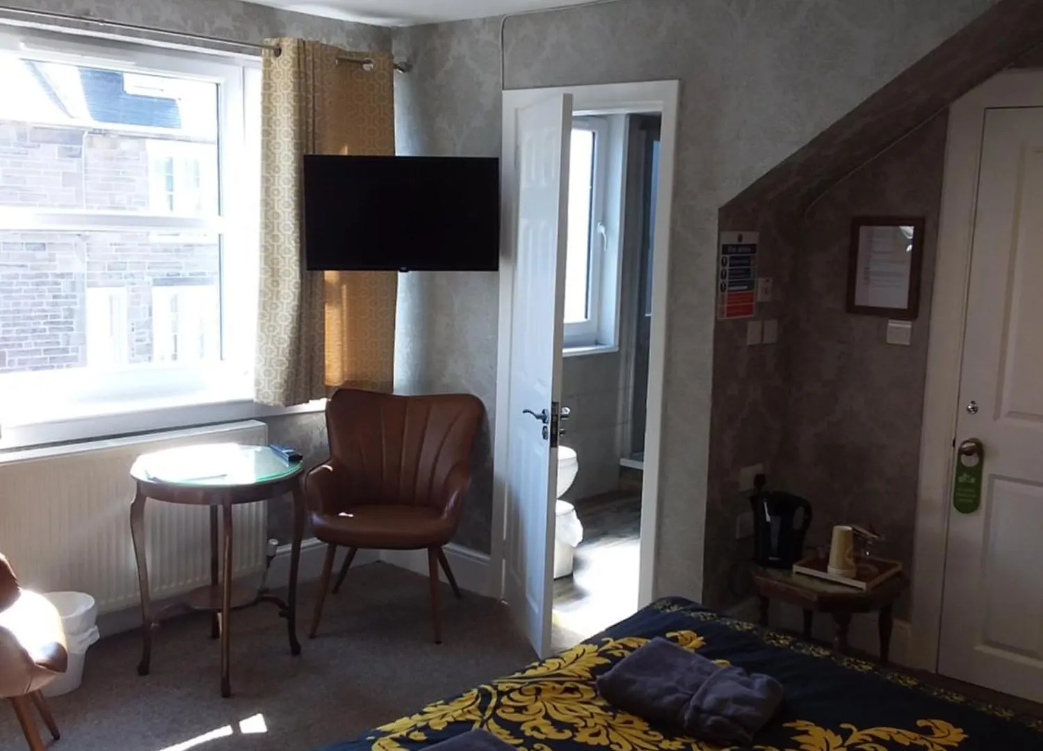 Ivy- Braveheart Guest House Edimburgo Regno Unito