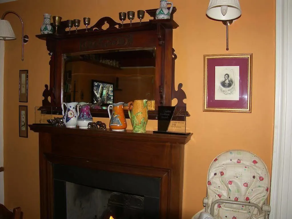 Ivy- Braveheart Guest House Edimburgo