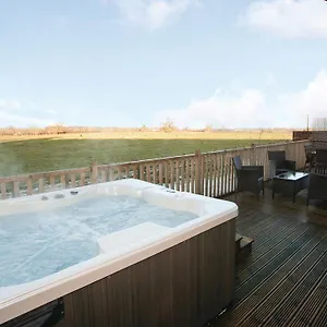 Raywell Hall Country Lodges Holiday park