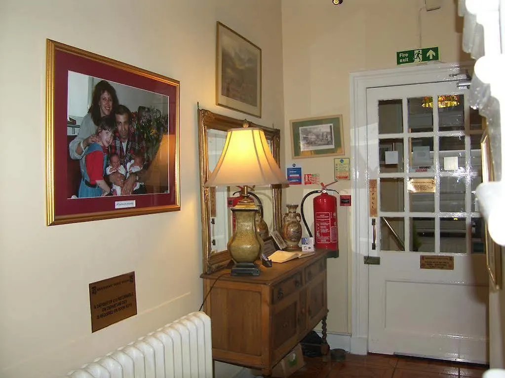 Ivy- Braveheart Guest House Edimburgo 3*,